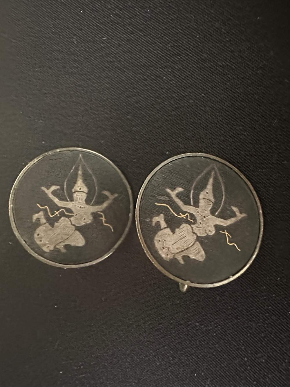 Vintage GUC Siam style clip on earrings. Stamped Japan